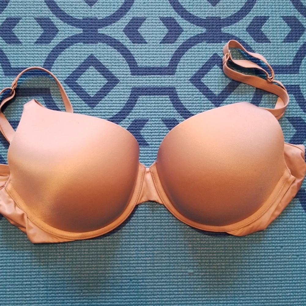 Victoria's Secret Demi Uplift 32dd nude